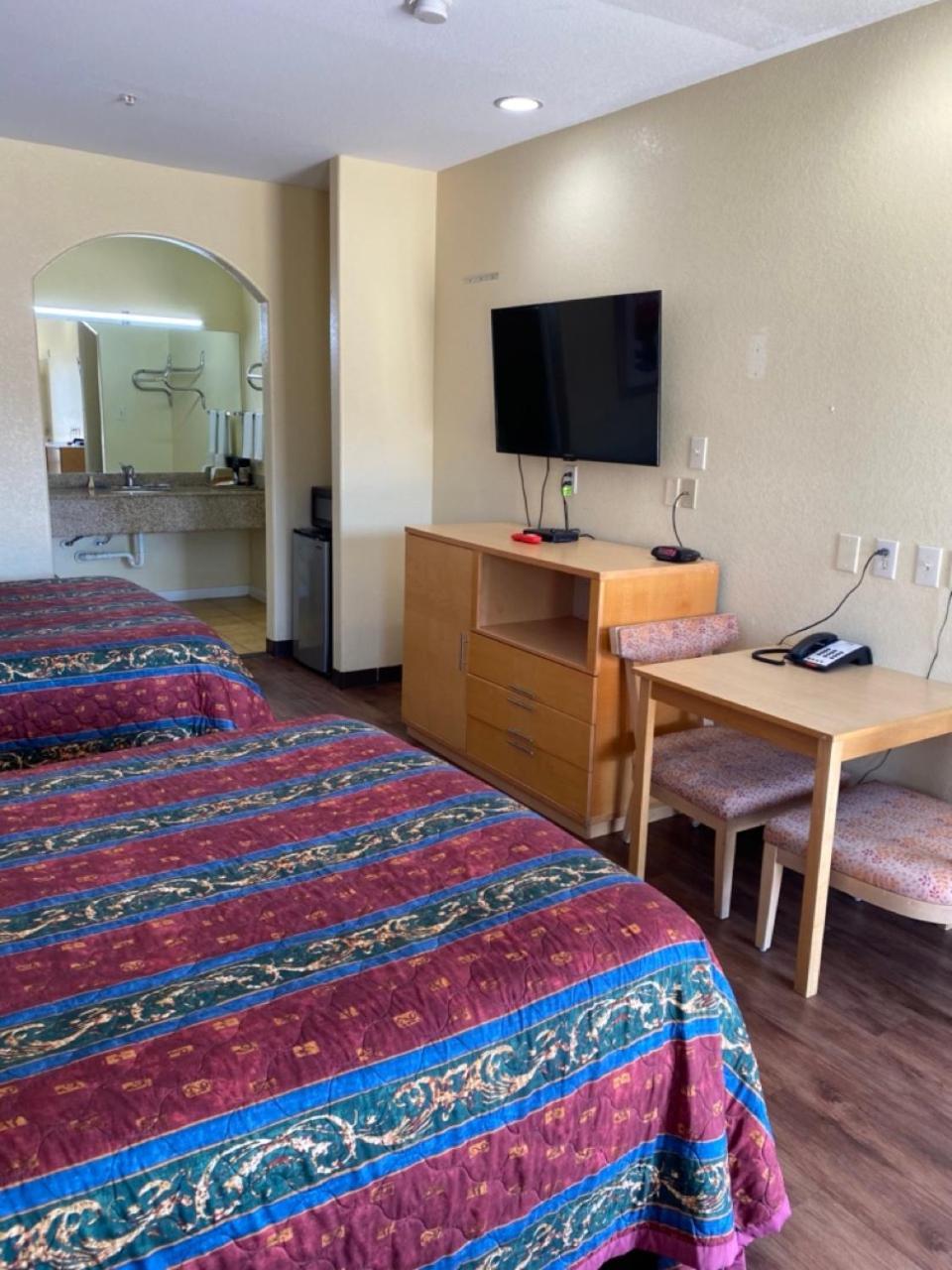 Relax Inn & Suites แองเกิลตัน ภายนอก รูปภาพ