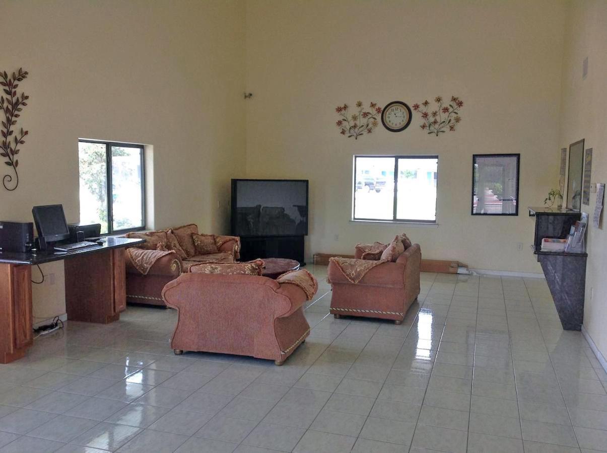 Relax Inn & Suites แองเกิลตัน ภายนอก รูปภาพ